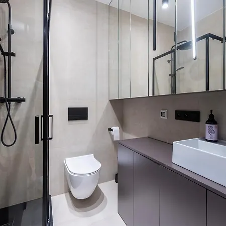 Daire Piotrkowska 44 - *